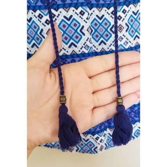 3/$20⭐ Forever 21 Blue patterned blue blouse - Picture 4 of 5